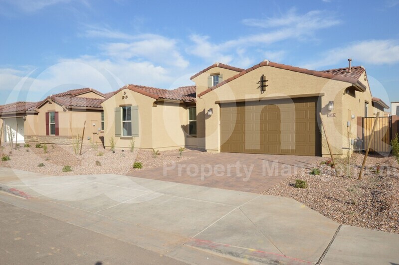 Primary Photo - 5037 N 81st Ave