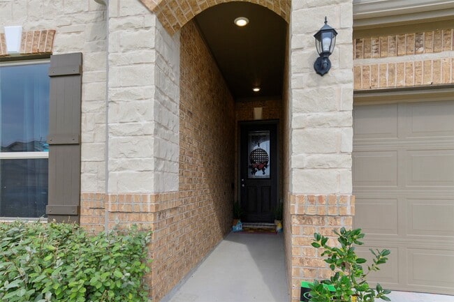 Foto del edificio - 11654 Rosewood Forest Ct