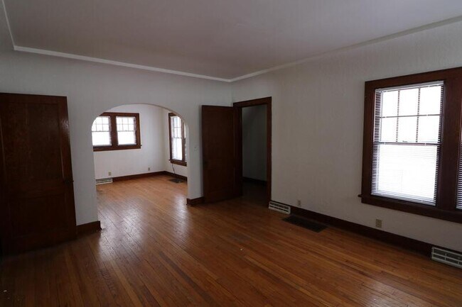 Building Photo - N2541 County Rd XX