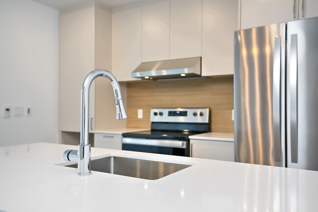 Kitchen - 7070 Boul Newman