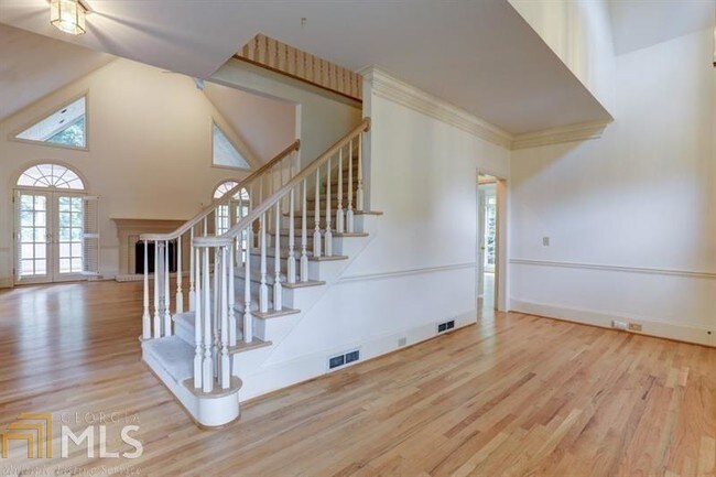 Foto del edificio - 5257 Brooke Farm Dr
