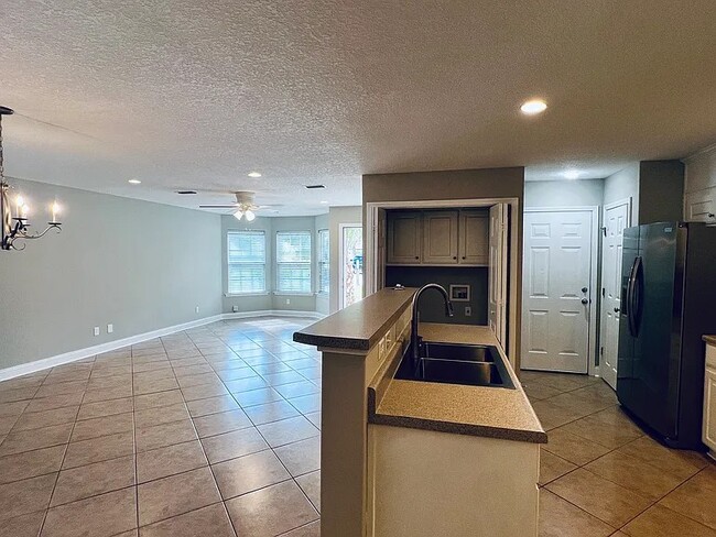 Vista desde la cocina - 116 Windridge Dr