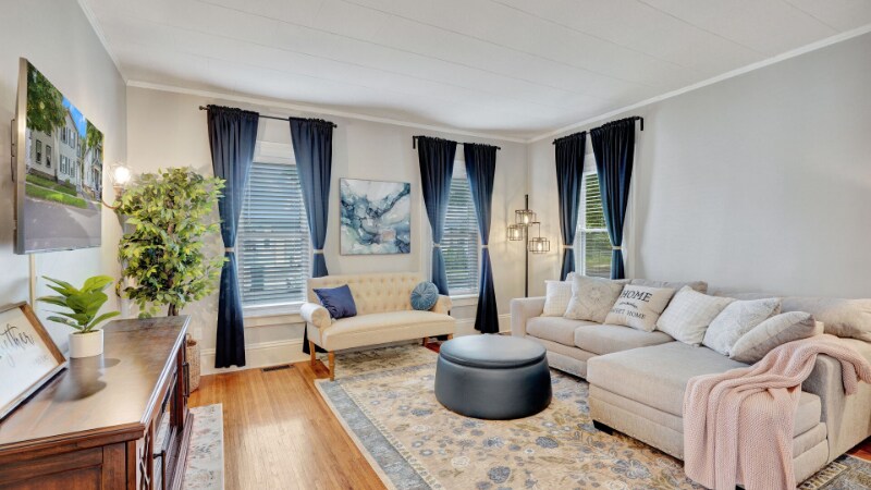 Foto principal - 15 Averill Ave