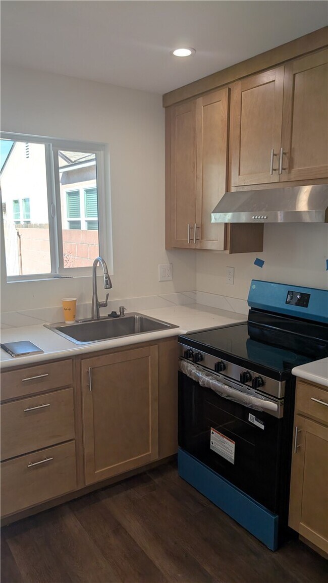 Foto del edificio - 5204 Minturn Ave