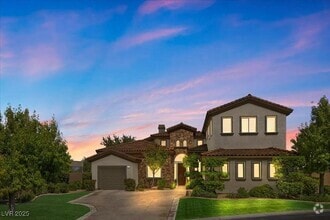 Building Photo - 8 Shade Valley Ln