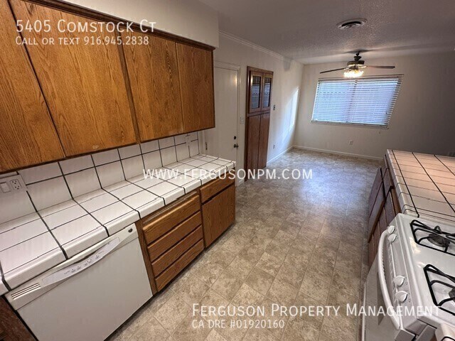 Building Photo - 5405 Comstock Ct