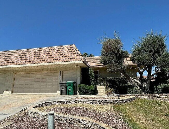 Building Photo - 38811 Tandika Trail N