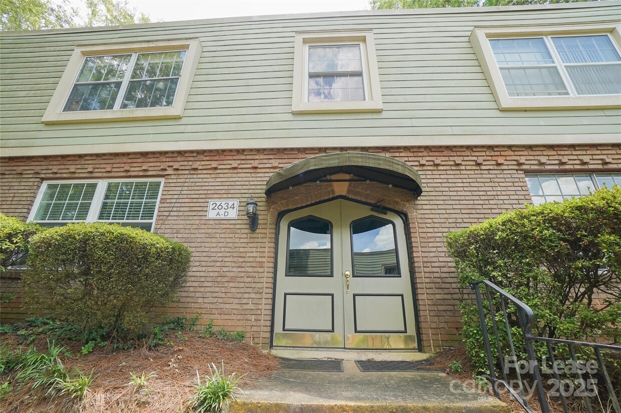 Primary Photo - 2634 Park Rd
