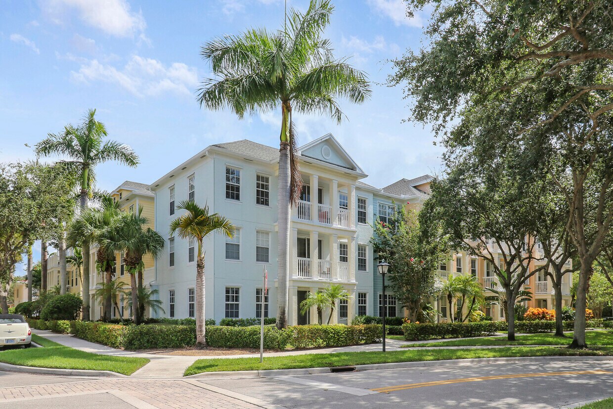Primary Photo - 225 Murcia Dr