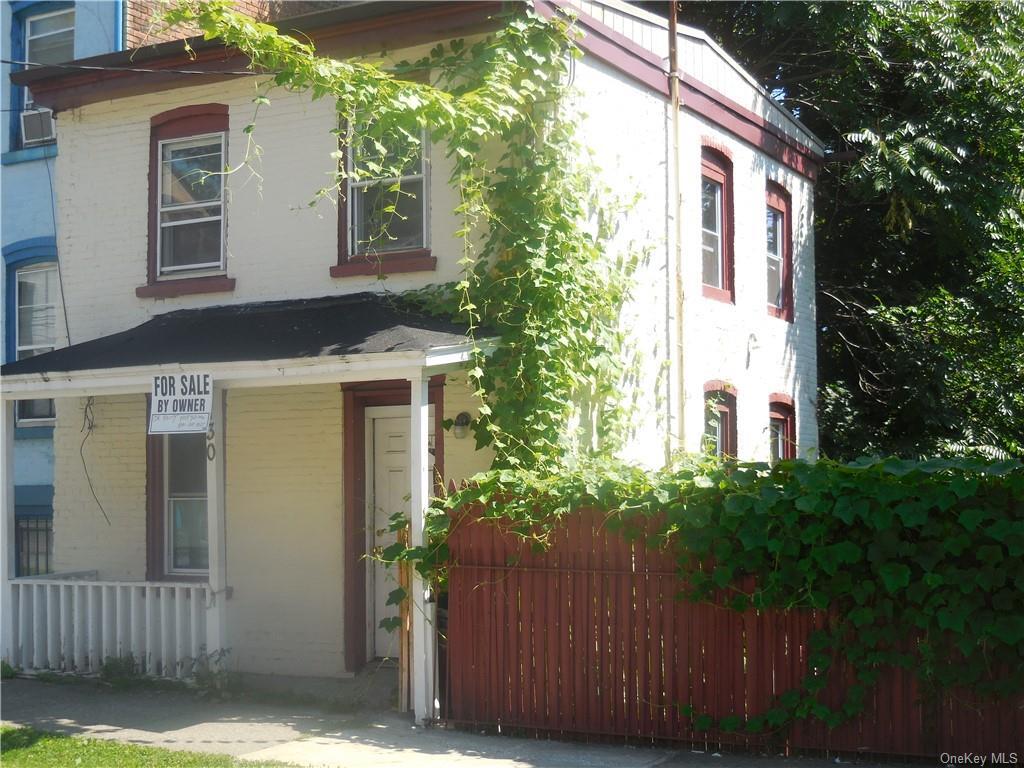 Primary Photo - 130 Johnston St