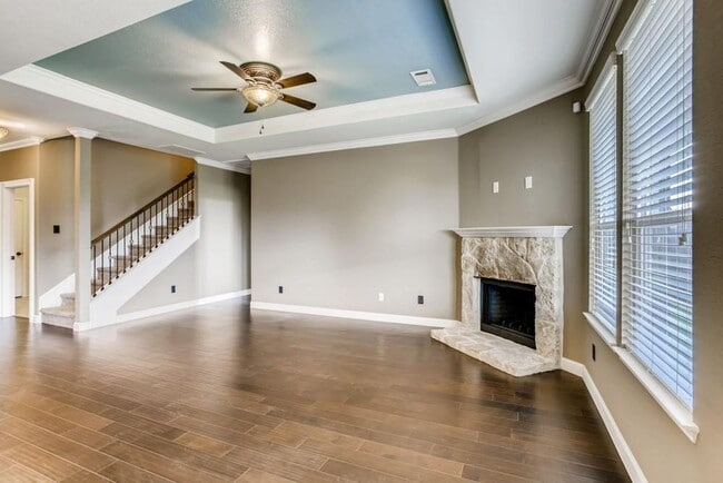 Building Photo - Charming 4-Bedroom Home in Devonshire with Spacious Living Areas and Gorgeous Backyard Oasis.