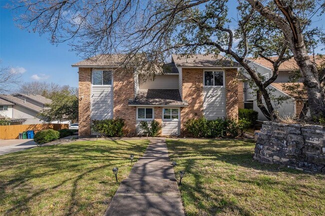 Foto del edificio - 3208 Twinberry Cove