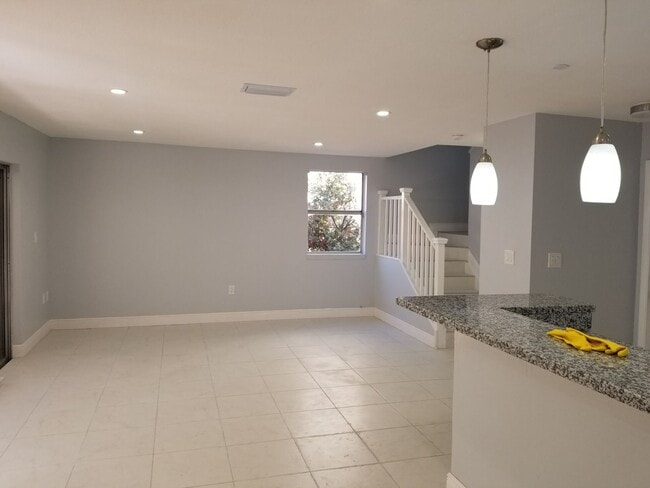 Building Photo - 14746 SW 90th Ter