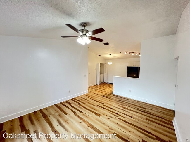 Building Photo - 1 br, 1 bath House - 5570 NW 61st Street #...