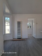 Building Photo - 9458 Beverly St