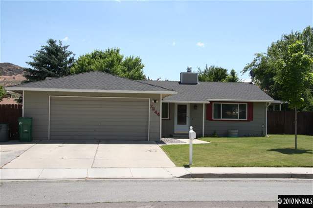 Foto principal - 3 bedroom 2 bath South Reno Home