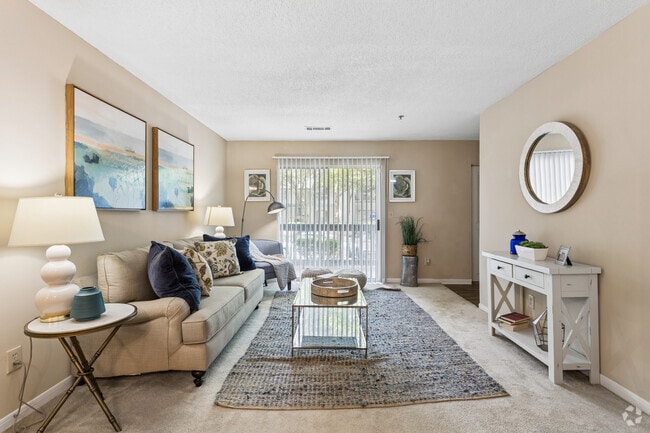 Interior Photo - Arbor Crossing