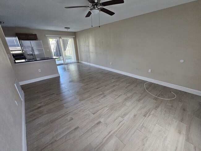 Foto del edificio - 2800 E 113th Ave