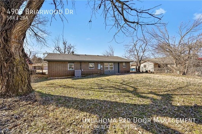 Building Photo - 4908 S Briarwood Dr