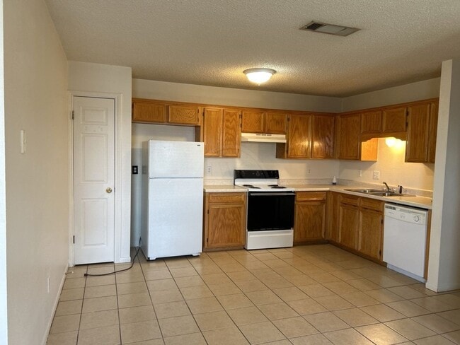 Foto del edificio - 5305 Morning Glen Ln