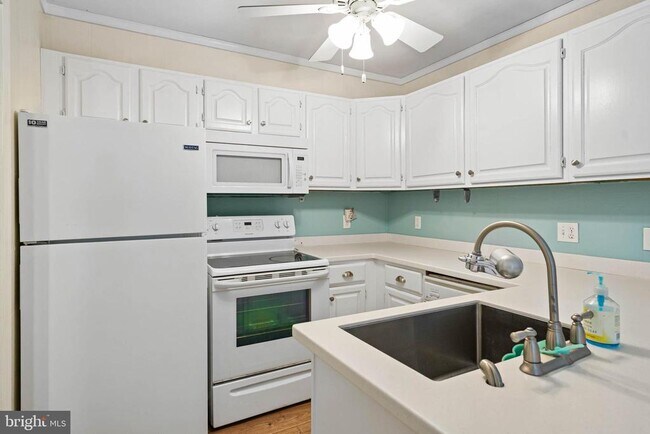 Foto del edificio - 38256 Hummingbird Ln