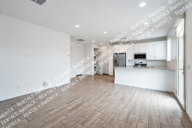 Foto del edificio - Brand New Build, Electric Included in Rent!