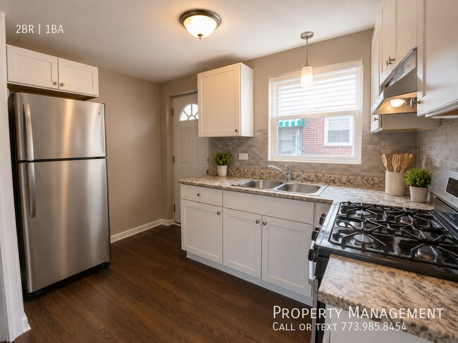 Foto del edificio - 8153 S Colfax Ave