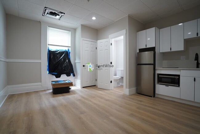 Foto del edificio - 142 Dorchester St