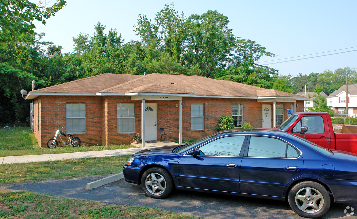 Building Photo - 2000 Trimble Rd