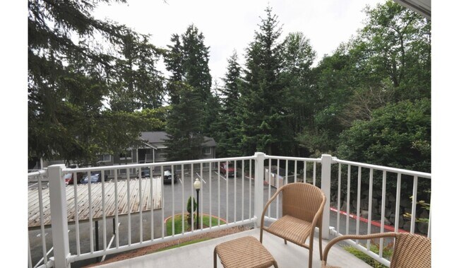 Building Photo - 16101 Bothell Everett Hwy