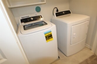 Building Photo - 27802 Western Crk Ct