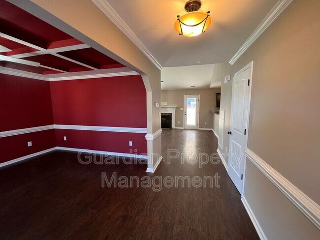 Building Photo - 36 Parkview Ln
