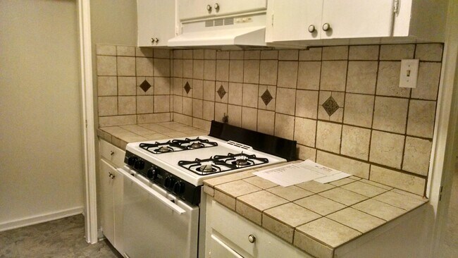 Foto del edificio - 127 Crestview Dr