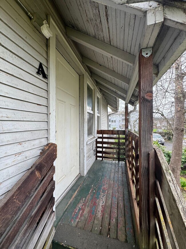 Foto del edificio - 1 Bedroom Duplex in Downtown Eugene
