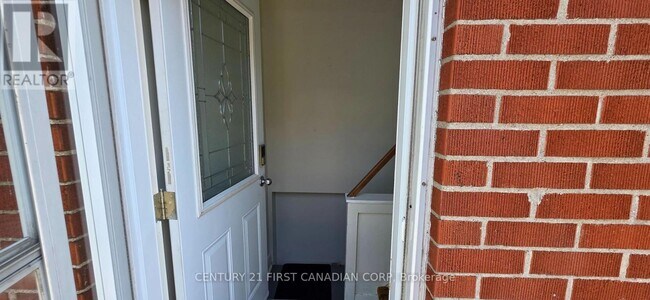 Photo du bâtiment - 1319 Wilton Ave
