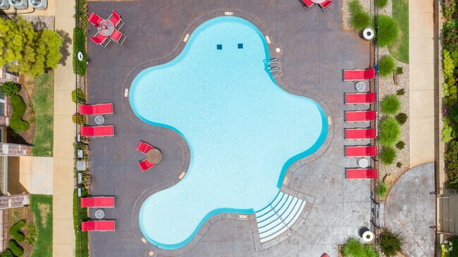 Swimming Pool - Park at Tuscany