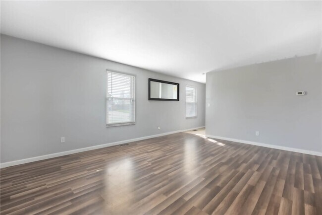 Foto del edificio - 6117 Charlesgate Rd