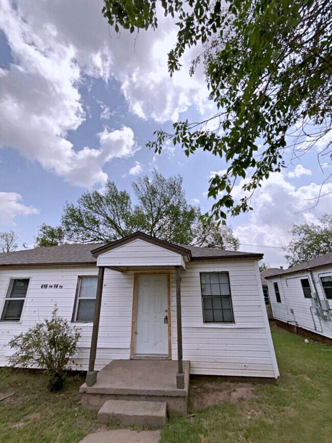 Foto del edificio - 410 SW 14th St