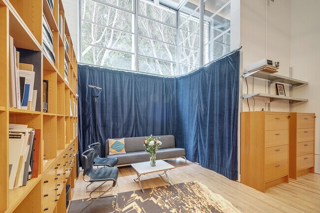 Building Photo - 385 Tehama St