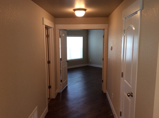 Building Photo - 3838 Steelhead St