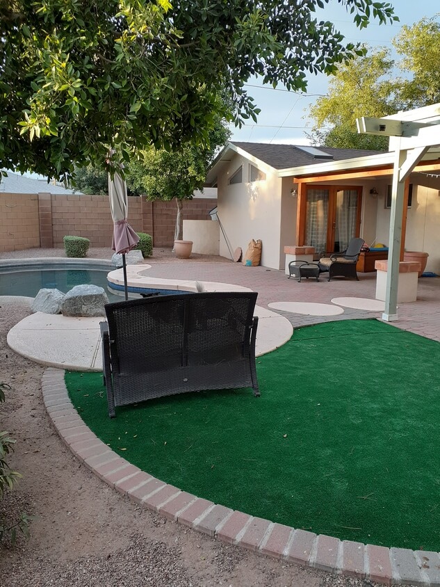Primary Photo - 1706 S Granada Dr