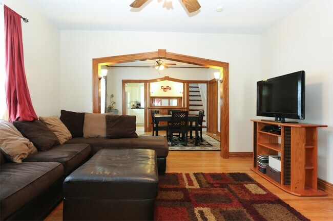 Foto del edificio - 3306 Johnson St NE