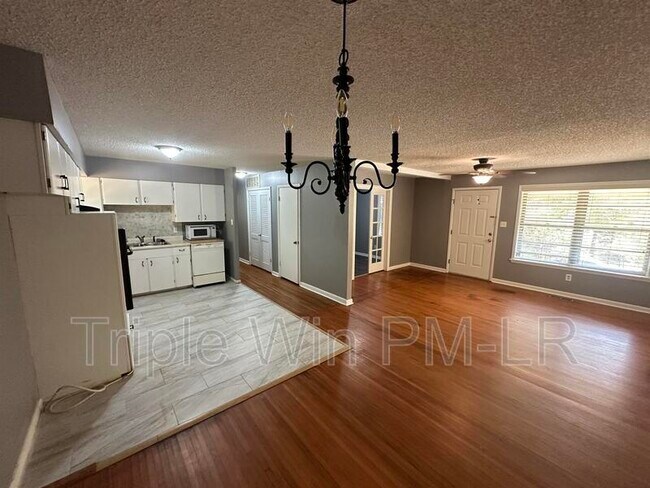 Foto del edificio - 11518 Chipwood Dr