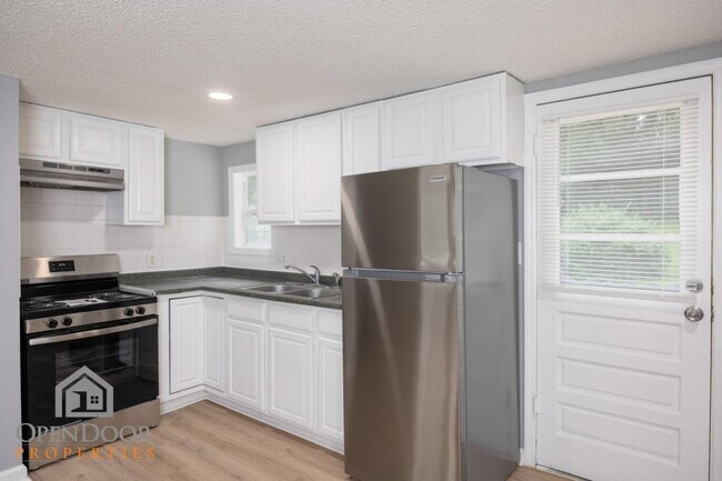 Foto del edificio - 530 S 71st St