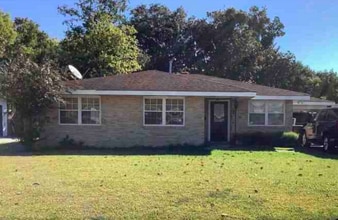 Building Photo - 1218 Kabel Dr