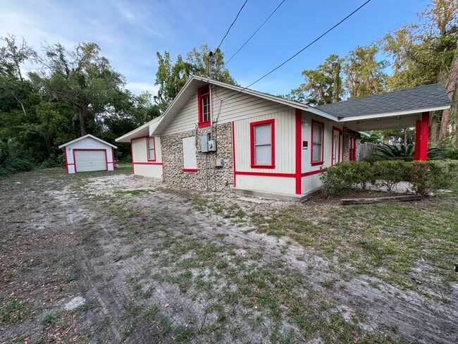 Building Photo - 721 NW 22nd St