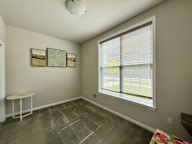Foto del edificio - 2731 S Spurway Dr