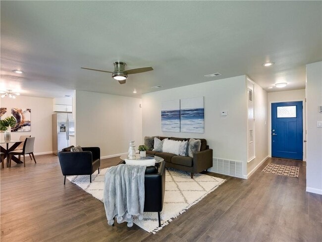 Building Photo - 10701 Berthound Dr