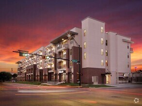 Building Photo - 108 N US Hwy 377