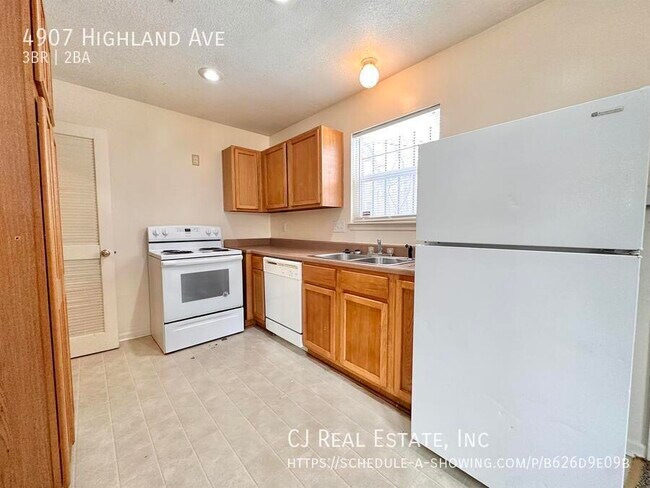 Foto del edificio - 4907 Highland Ave